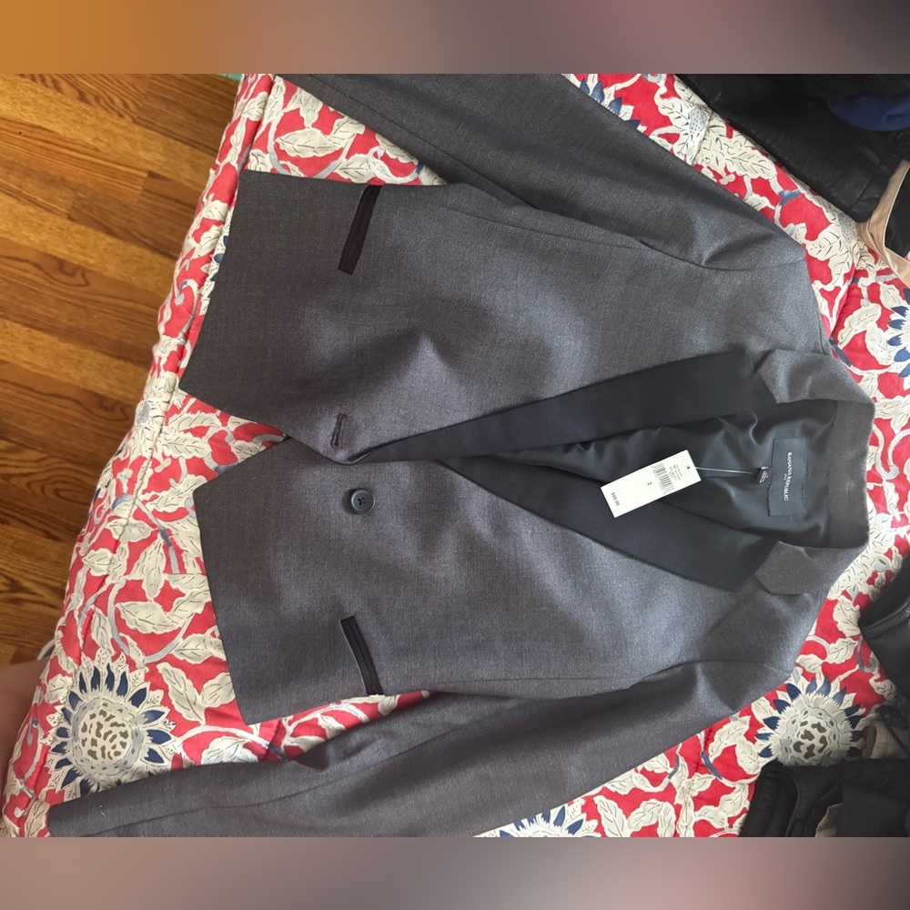 Women’s Gray Blazer